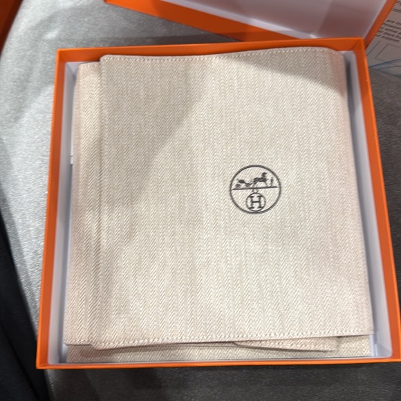 Authentic Hermes necklace - Picture 5 of 9